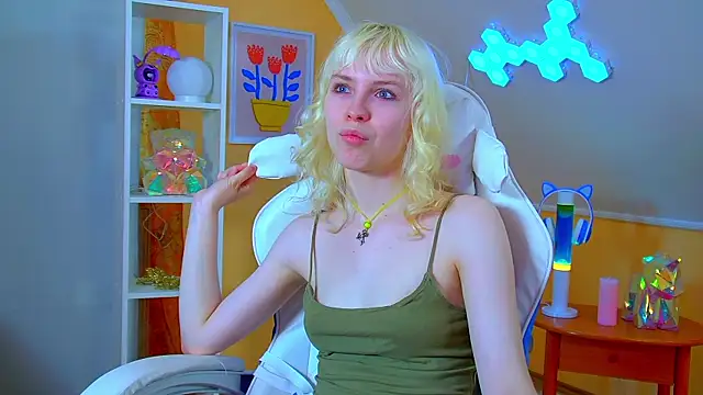 HannahHollis' Live XXX Chat