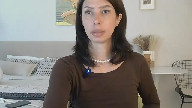 Chat +18 de WhiteQueen888 ao vivo