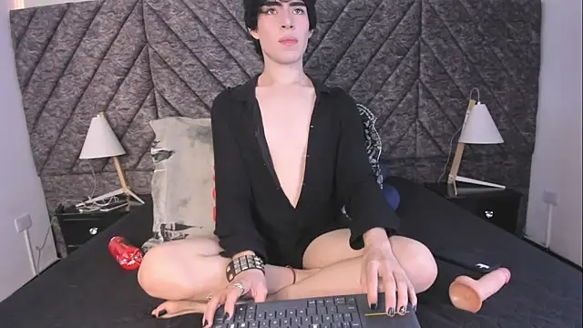 DemonFoxx Live XXX Chat