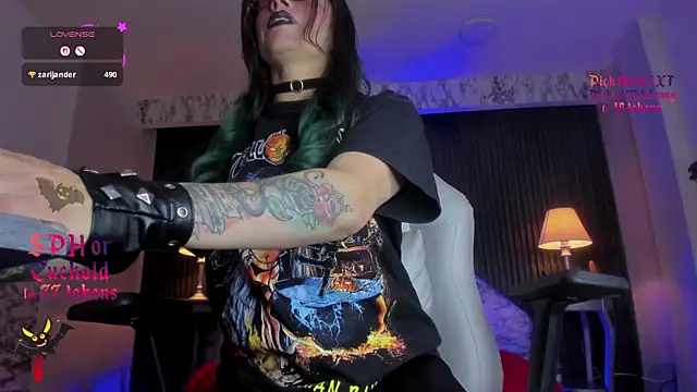 Chat XXX en directo de EvangelineJoness