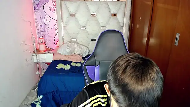 zxvn_n Live XXX Chat
