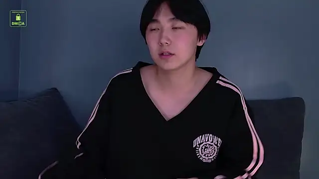 Chat +18 de HeejinWang ao vivo