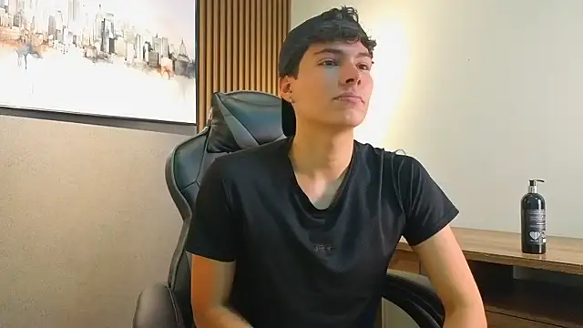 Esteban_Fire: απευθείας συνομιλία ΧΧΧ