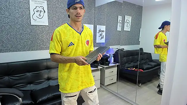 XXX chat uživo modela Jared_Cole