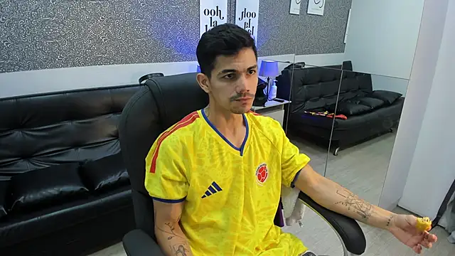 XXX chat uživo modela Jared_Cole