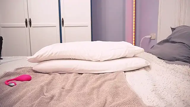 Chat +18 de mollystarss ao vivo