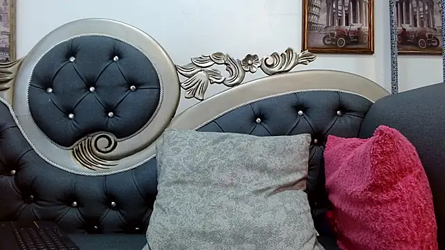 Chat +18 de KataleyaStiward ao vivo