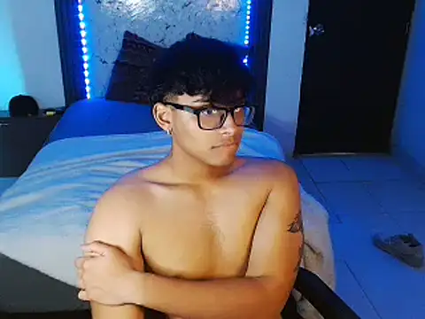 Chat XXX ao vivo de Mr_yisuzz