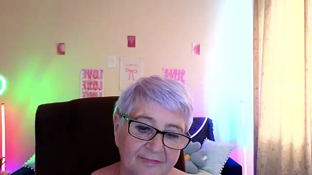 Sandra_Snowflake: απευθείας συνομιλία ΧΧΧ