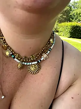 SummerHoney: онлайн-секс-чат
