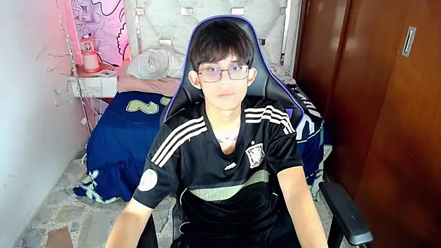 zxvn_n live XXX chat