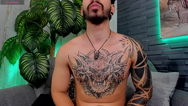 levi_wolf Chat XXX live