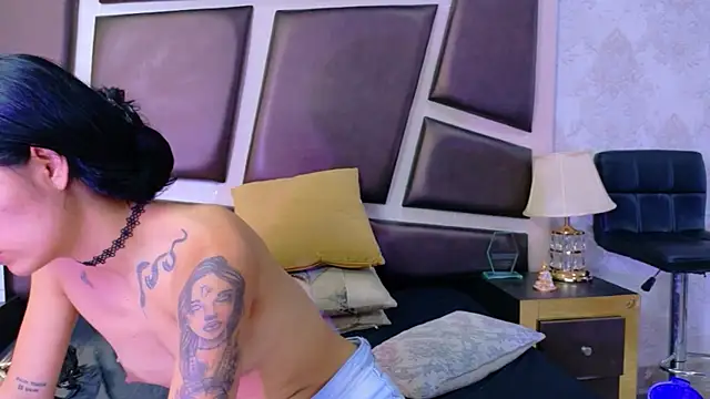 NicoleEsposito Adlı Modelin Canlı XXX Sohbeti