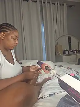Kinkyphatass Chat XXX live