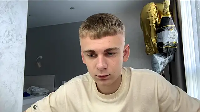 SoloFury Chat XXX live
