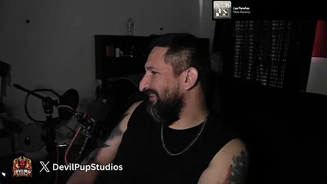 Chat XXX en directo de DevilPup75_