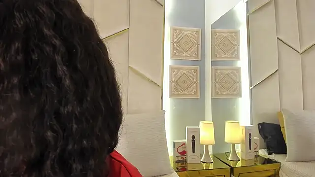 KarinaaCoxx's Live XXX Chat