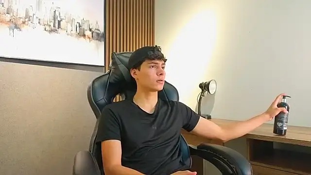 Živý XXX chat Esteban_Fire