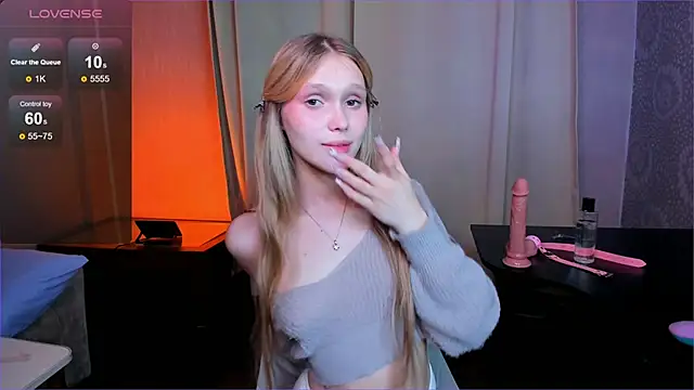 AdelineCrash live XXX chat
