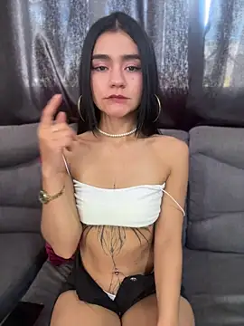 Dakota-fire Live XXX Chat