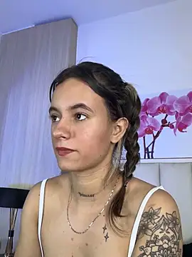 JuliaColemann লাইভ XXX চ্যাট