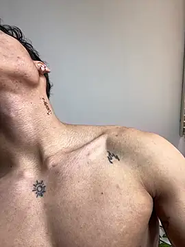 XXX chat uživo modela NelModel1