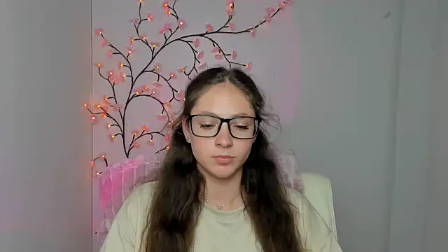 KissMeJulia's Live XXX Chat