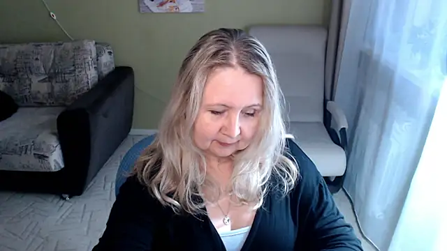 YanaMayer's Live XXX Chat