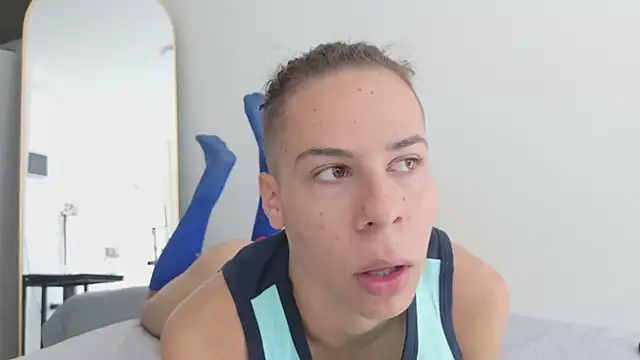Chatroom XXX en direct de grey___27