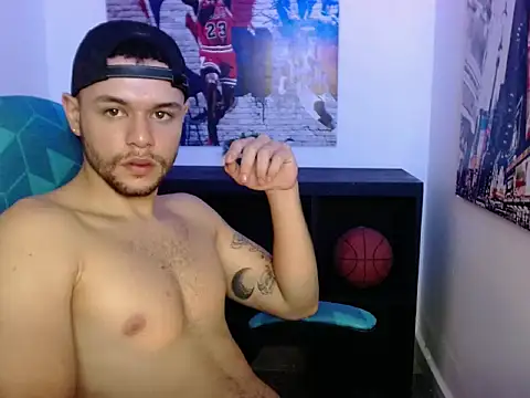 Онлайн чат XXX Brian_Adler