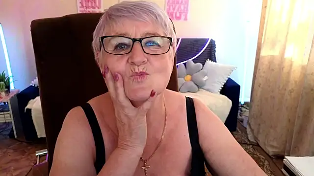 Chatroom XXX en direct de Sandra_Snowflake
