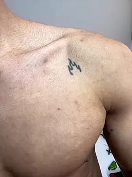 NelModel1のライブXXXチャット
