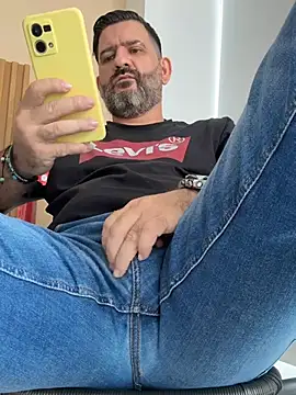 Chat +18 de Hairy_Dad86 ao vivo