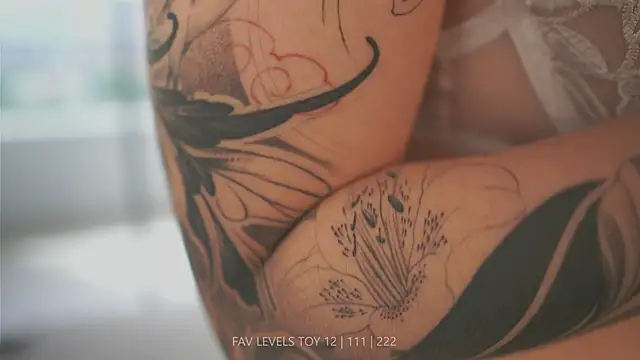 dearnina_ élő XXX-chatje