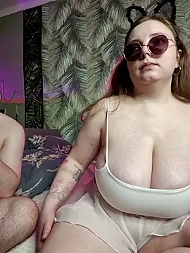Caramel_pussy Chat XXX in diretta