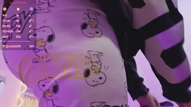 XXX chat uživo modela ZURY_TAY