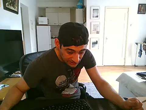 mihaimichael live XXX chat
