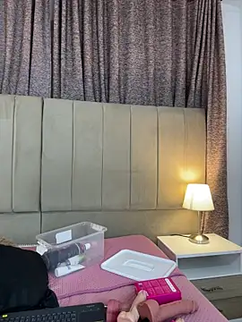 Chat +18 de alana_gv ao vivo