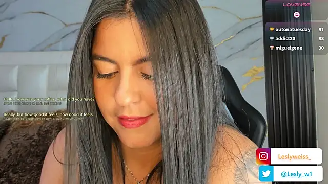 lesly1w's Live XXX Chat