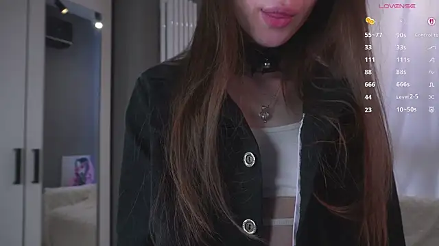 Chat XXX ao vivo de tinyanie