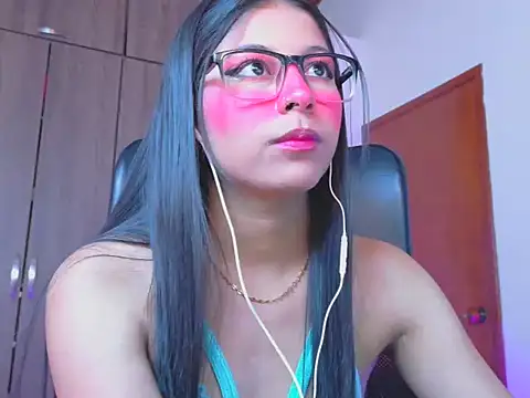 Živý XXX chat _ALLYSON18_