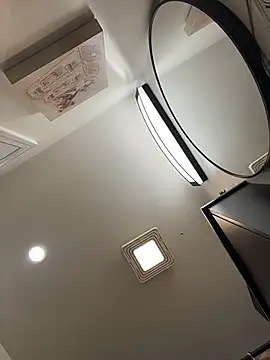 Mellyj053 Шоу с уебкамера