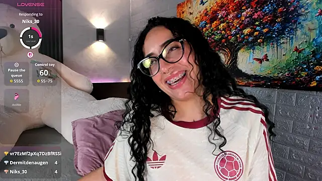 Magic_ivone's Live XXX Chat