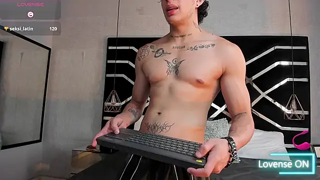 JayTaylorr 라이브 XXX 채팅