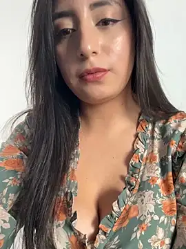 XXX chat uživo modela Tabatha_11