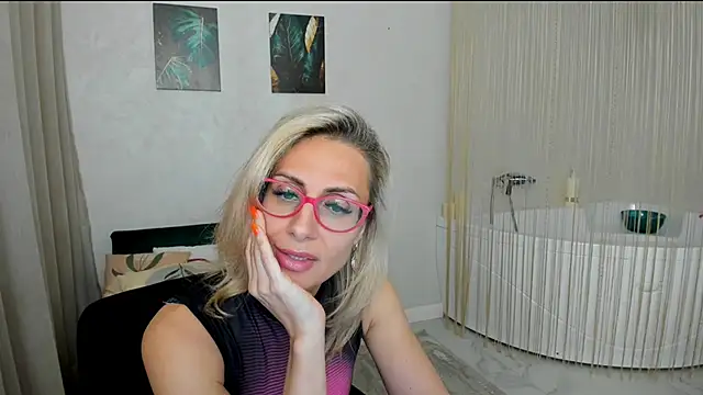 Chat XXX en directo de MuseOfStage
