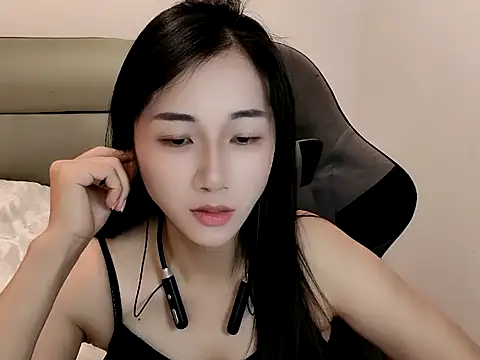 Qianqian-666's Live XXX Chat