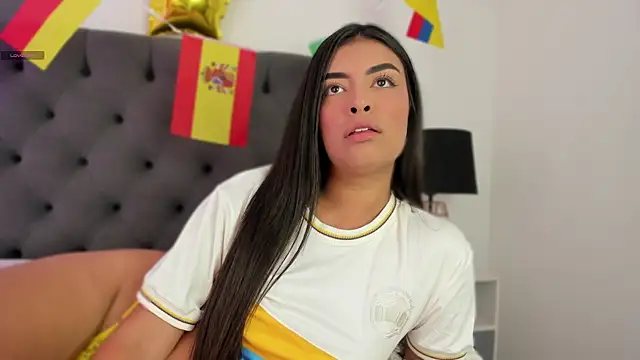 VictoriaParkeer's Live XXX Chat