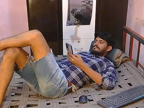 HotXKrish: απευθείας συνομιλία ΧΧΧ