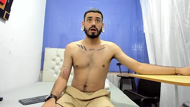 XXX chat uživo modela BrunoCarzon